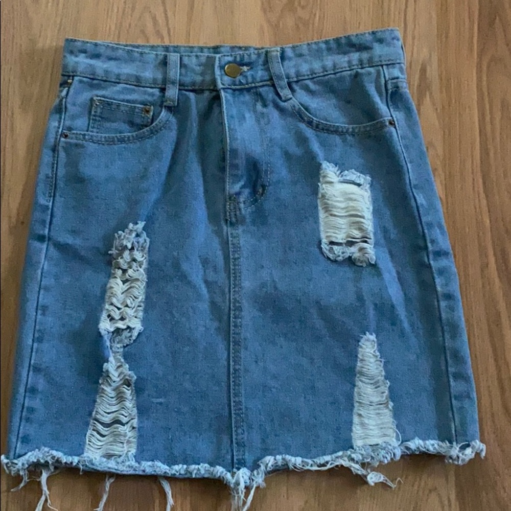 Short Distressed Jean Skirt